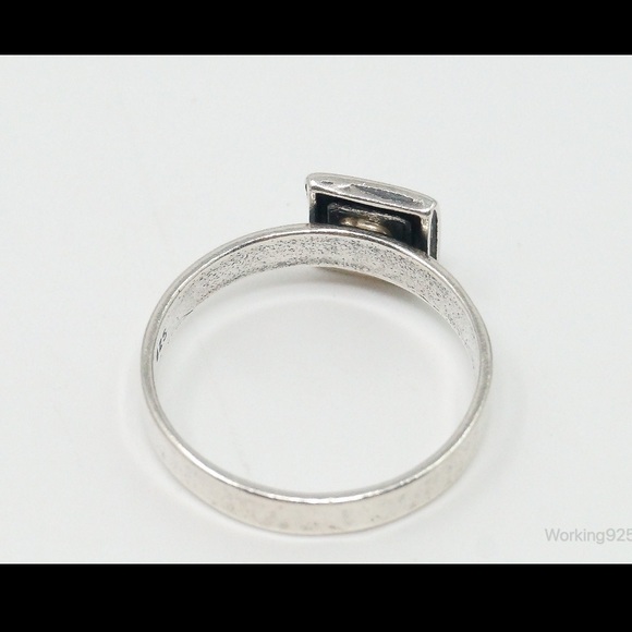 Silpada Vintage Rare .925 Sterling Silver Garnet Square Ring - Picture 2 of 10